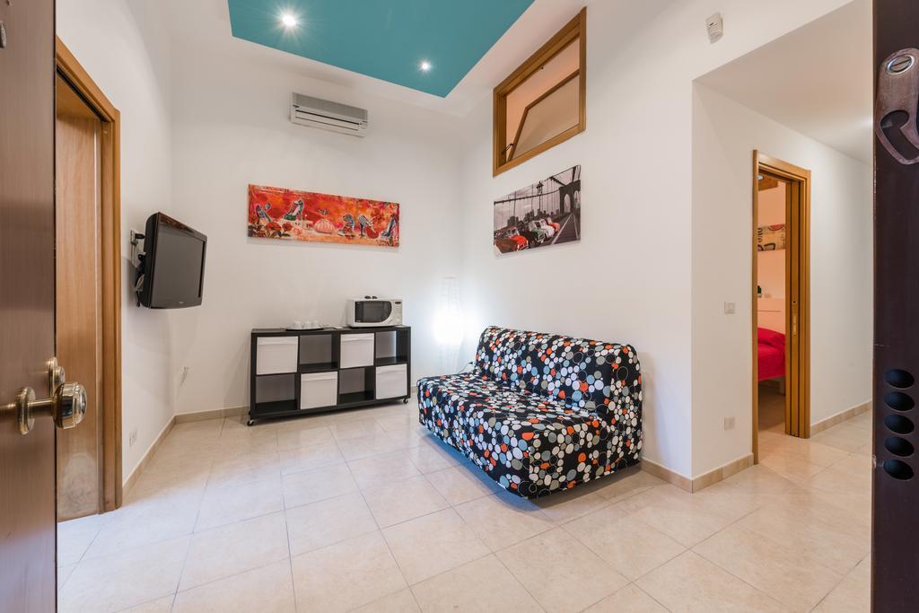 Bari Design City Centre CasatuaБари Екстериор снимка