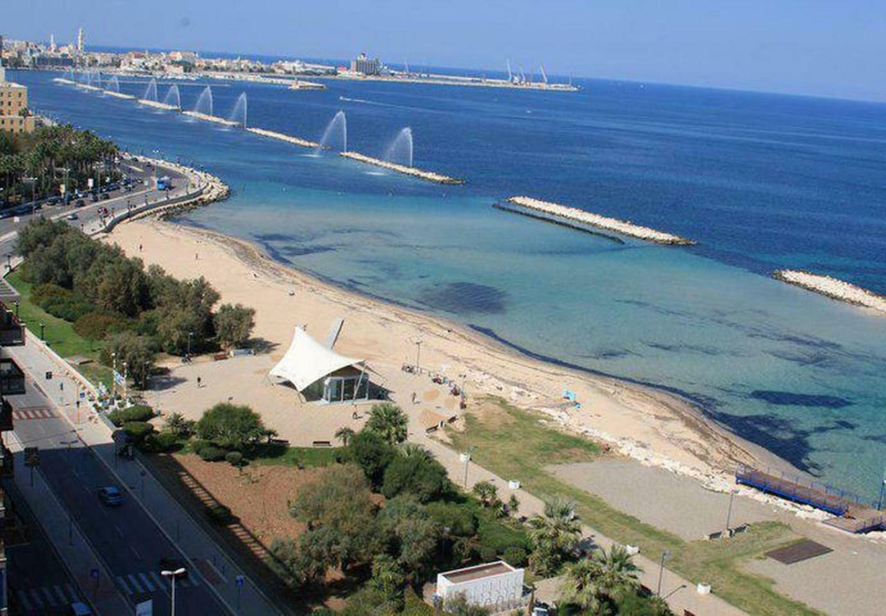 Bari Design City Centre CasatuaБари Екстериор снимка